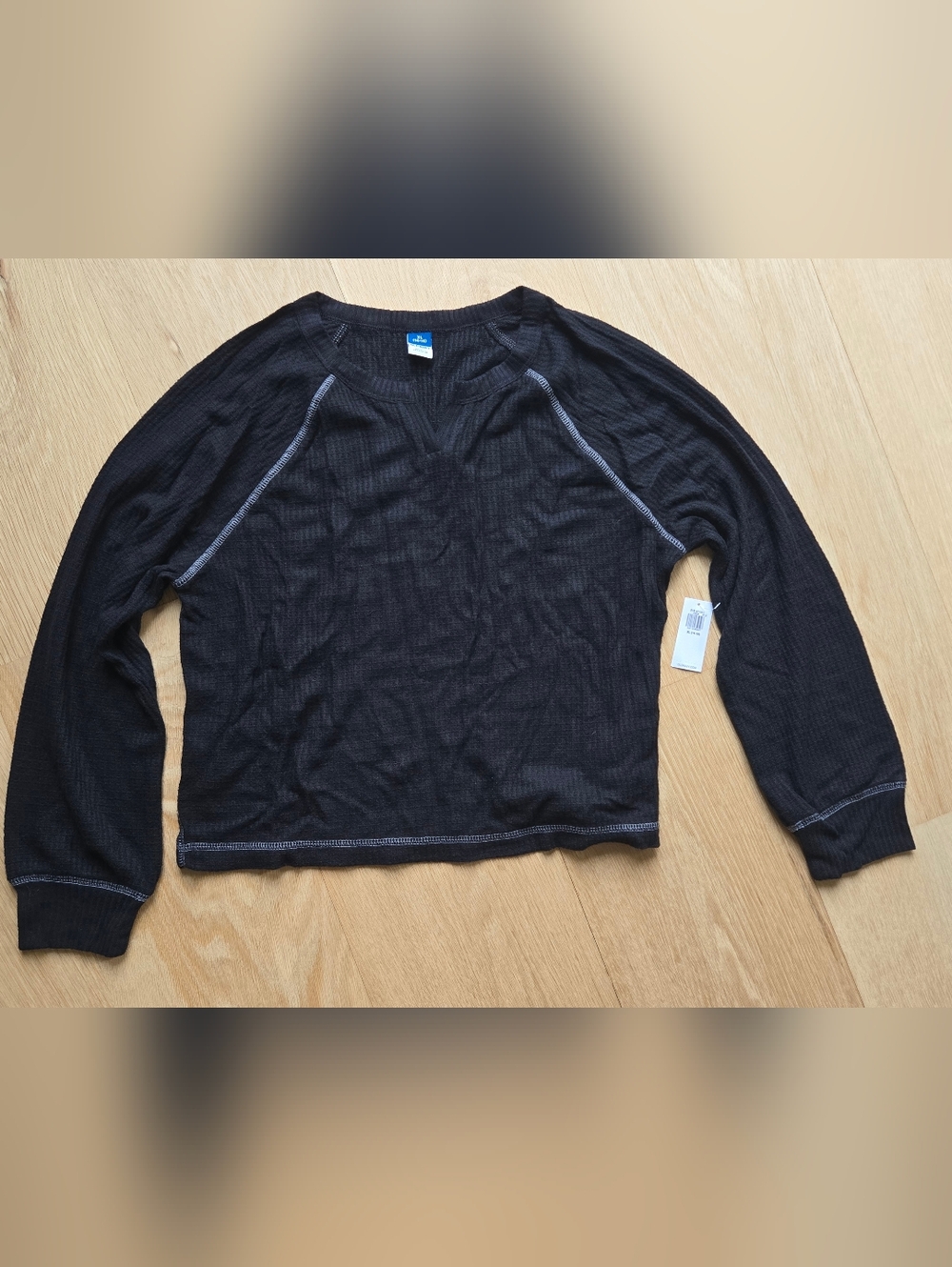 Old Navy Kids Black Lightweight Long Sleeve Tee